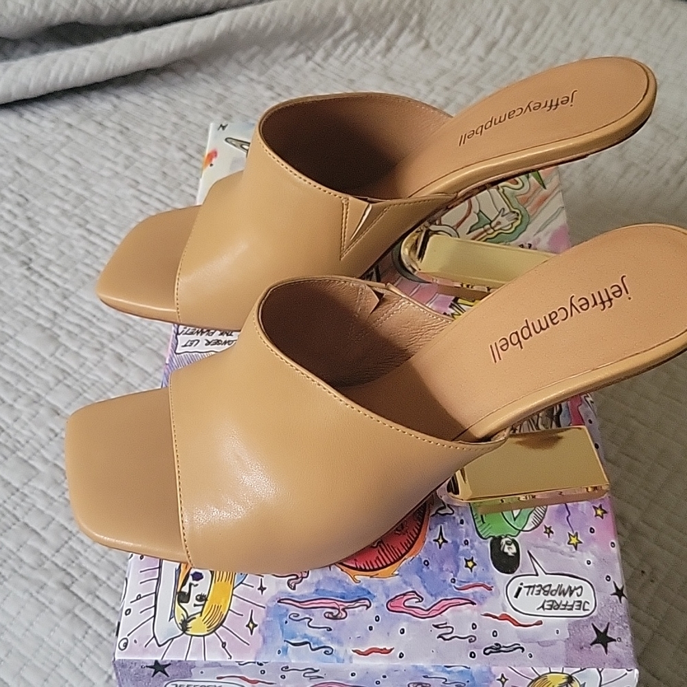 Architectural Mules. View 4
